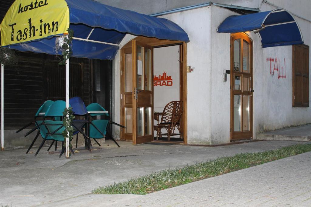 Tash Inn Hostel เบลเกรด ภายนอก รูปภาพ